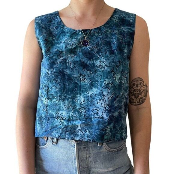 Vintage Handmade Womens Blue Floral Scoop Neck Cropped Cotton Tank Top Sz M - Picture 2 of 5